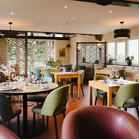 Thury-Harcourt-le-Hom Logis Hotel Le Relais De La Poste Restaurant Le Fil Du Temps מראה חיצוני תמונה