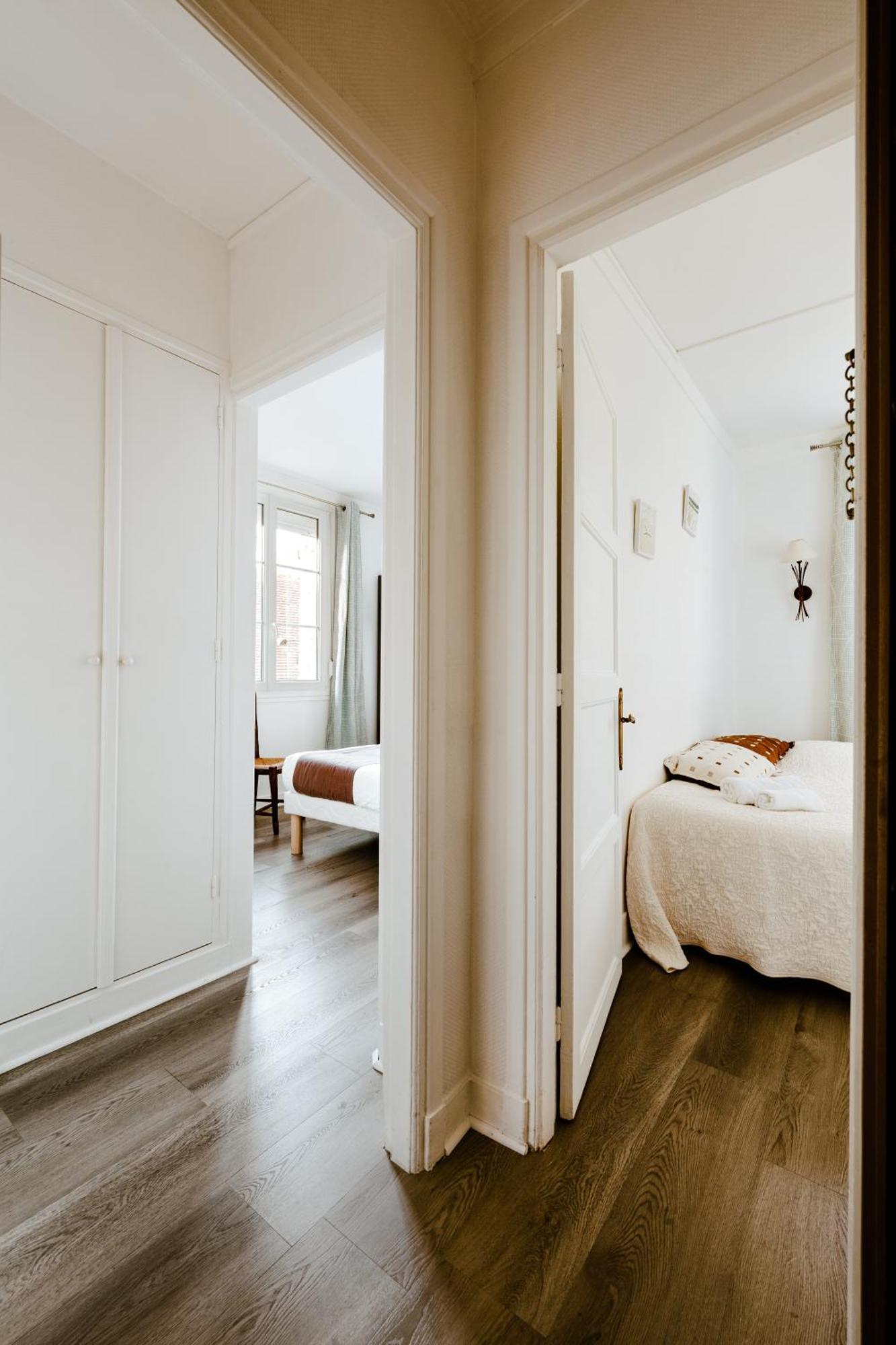 Thury-Harcourt-le-Hom Logis Hotel Le Relais De La Poste Restaurant Le Fil Du Temps מראה חיצוני תמונה