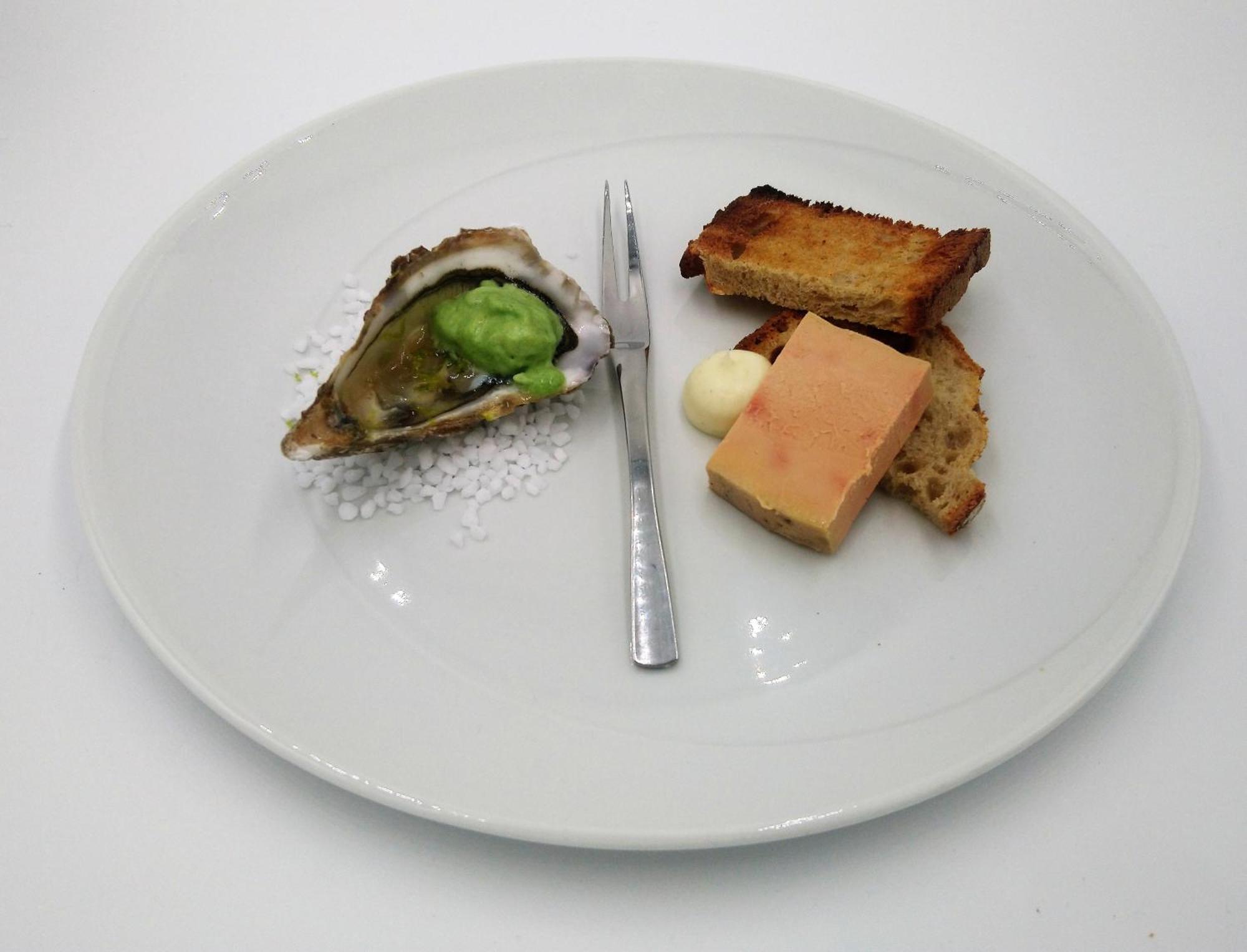 Thury-Harcourt-le-Hom Logis Hotel Le Relais De La Poste Restaurant Le Fil Du Temps מראה חיצוני תמונה